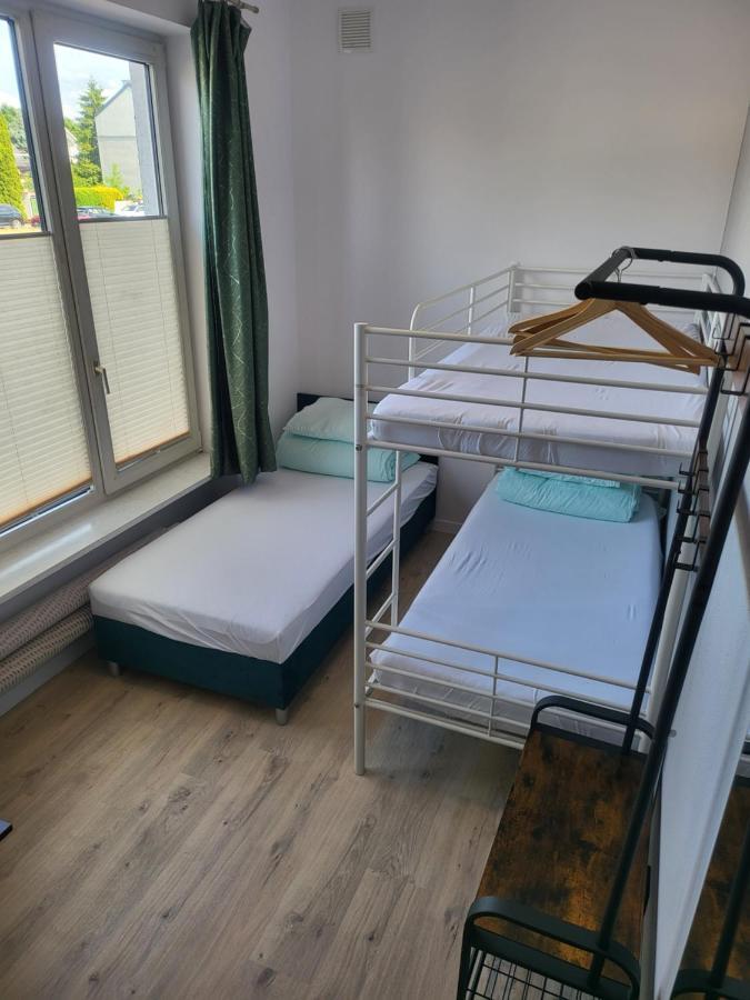 Rooms4Rest Wiertnicza - Private Rooms For Tourists - Atr Consulting Sp, Z O,O, วอร์ซอ ภายนอก รูปภาพ
