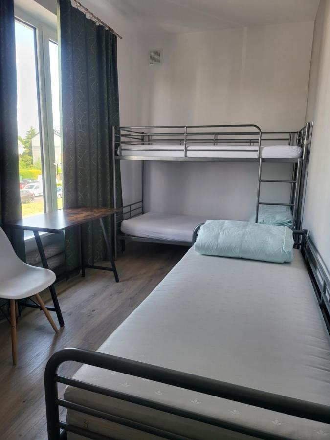 Rooms4Rest Wiertnicza - Private Rooms For Tourists - Atr Consulting Sp, Z O,O, วอร์ซอ ภายนอก รูปภาพ