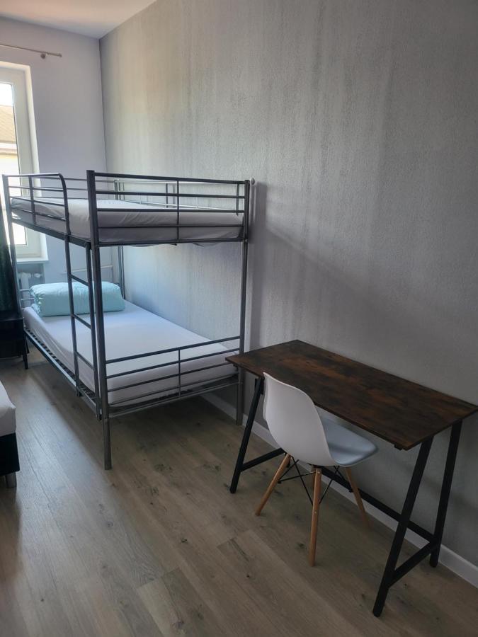 Rooms4Rest Wiertnicza - Private Rooms For Tourists - Atr Consulting Sp, Z O,O, วอร์ซอ ภายนอก รูปภาพ