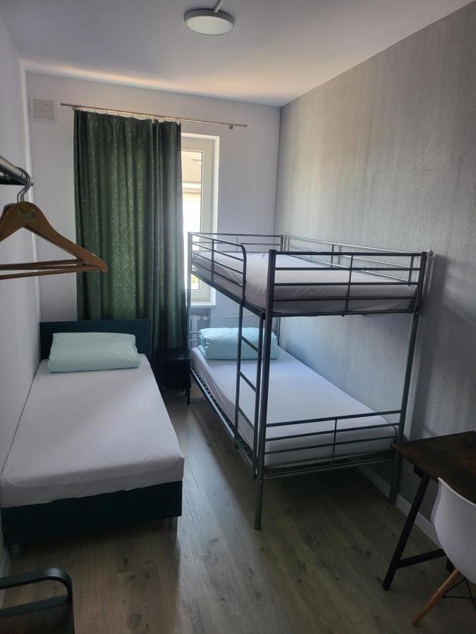 Rooms4Rest Wiertnicza - Private Rooms For Tourists - Atr Consulting Sp, Z O,O, วอร์ซอ ภายนอก รูปภาพ