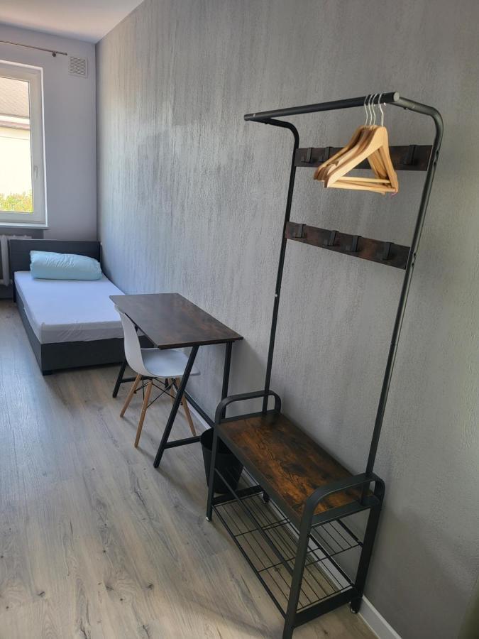 Rooms4Rest Wiertnicza - Private Rooms For Tourists - Atr Consulting Sp, Z O,O, วอร์ซอ ภายนอก รูปภาพ