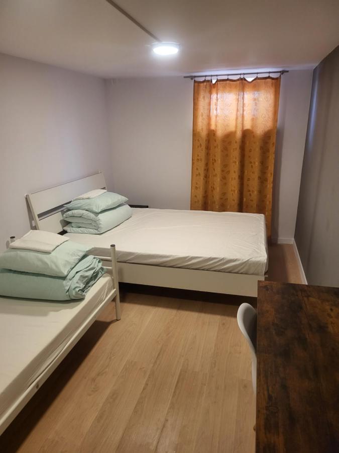 Rooms4Rest Wiertnicza - Private Rooms For Tourists - Atr Consulting Sp, Z O,O, วอร์ซอ ภายนอก รูปภาพ
