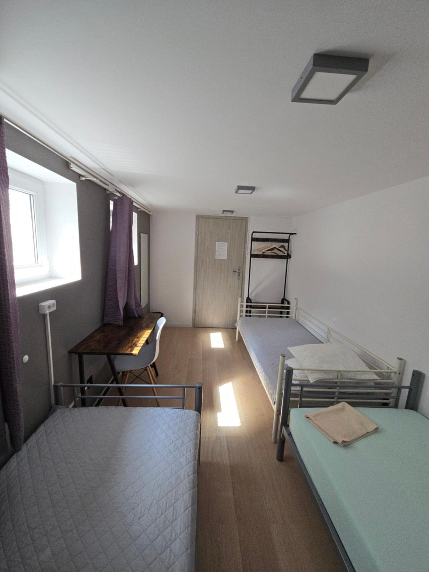 Rooms4Rest Wiertnicza - Private Rooms For Tourists - Atr Consulting Sp, Z O,O, วอร์ซอ ภายนอก รูปภาพ